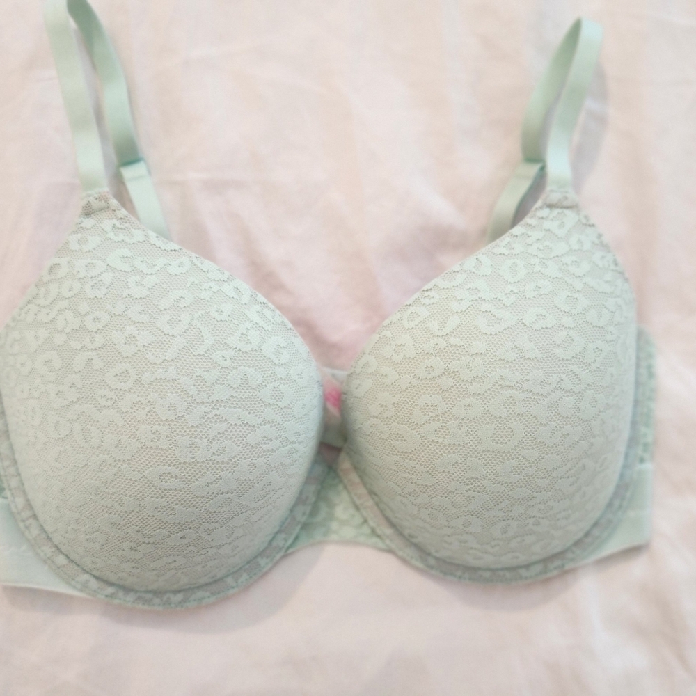 PINK Victoria's Secret Green Full Coverage Bra